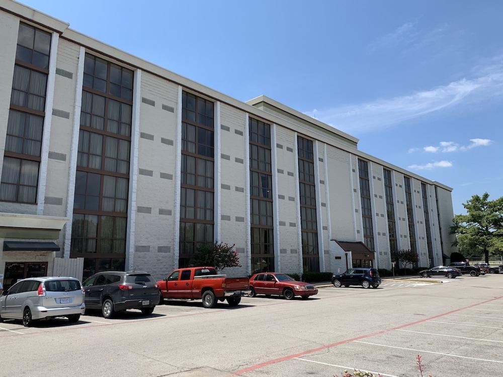Doubletree By Hilton Fort Worth South Ngoại thất bức ảnh