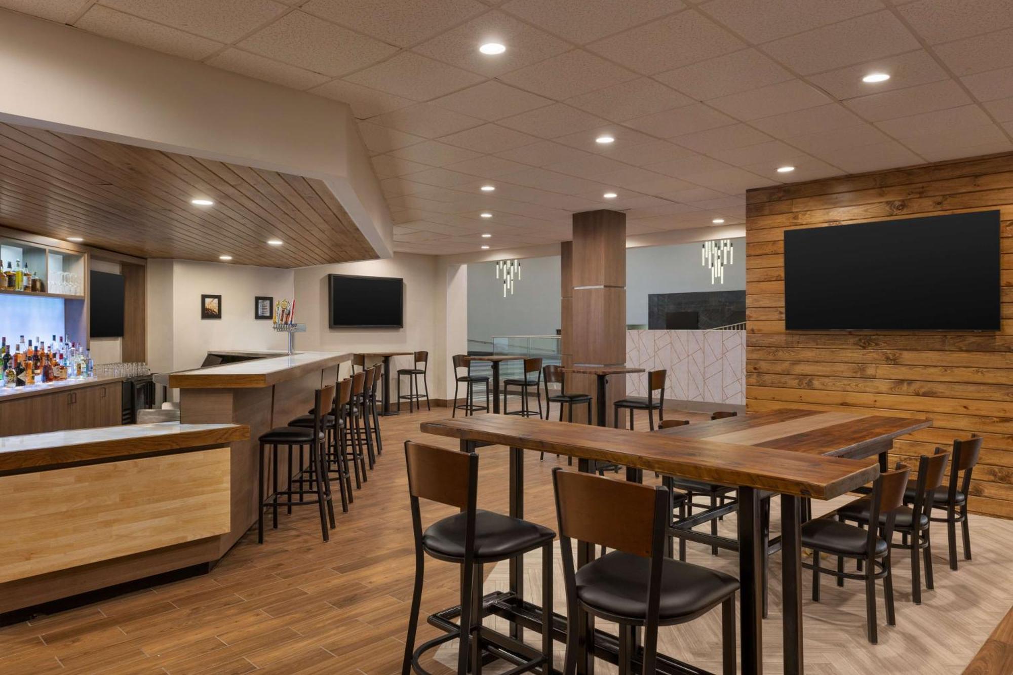 Doubletree By Hilton Fort Worth South Ngoại thất bức ảnh